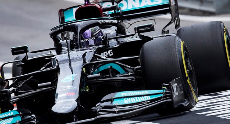 Brawn afferma che Hamilton e la Mercedes possono ancora lottare per vincere il Mondiale