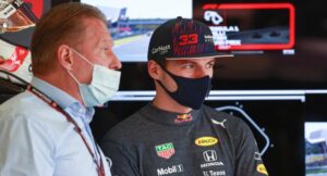Verstappen sr critico con Wolff: "Nessuna chiamata per Max"