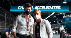 Rosberg afferma che Mercedes abbia la meglio sulla Red Bull
