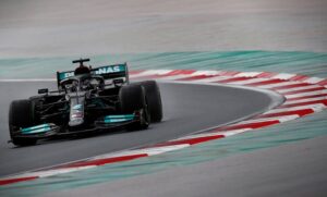 Mercedes penalità Hamilton