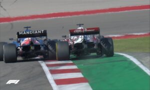 Raikkonen: "Bello condividere il box con Alonso"