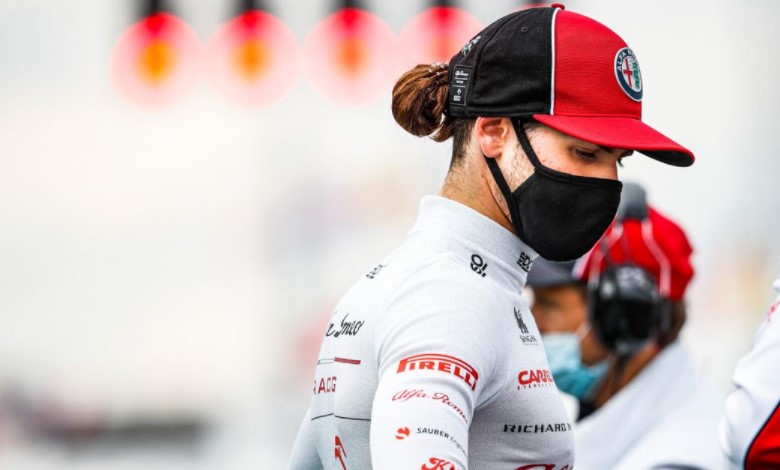 Alfa Romeo Giovinazzi Zhou
