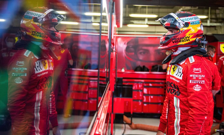Perché Sainz ha dovuto ricedere la posizione a Leclerc?