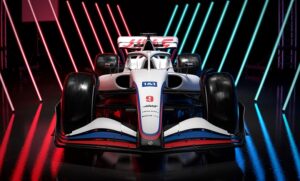 Haas presentazione VF-22