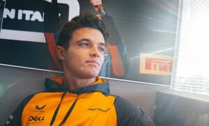 Norris monoposto 2022 lente McLaren