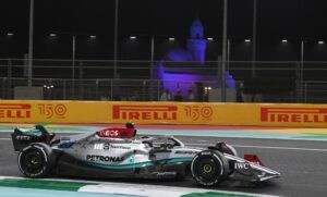 Villeneuve Mercedes e Hamilton caduti dal piedistallo