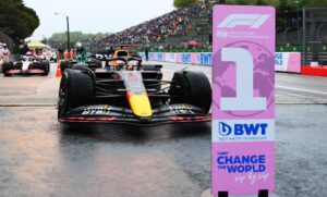 GP Emilia Romagna, Sprint Race fulmine Verstappen