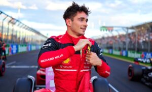 Leclerc, ma cosa combini La storica monoposto di Lauda distrutta