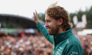 Sebastian Vettel ritiro 001