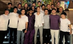 Alex Albon racconta l'ultima cena organizzata da Hamilton