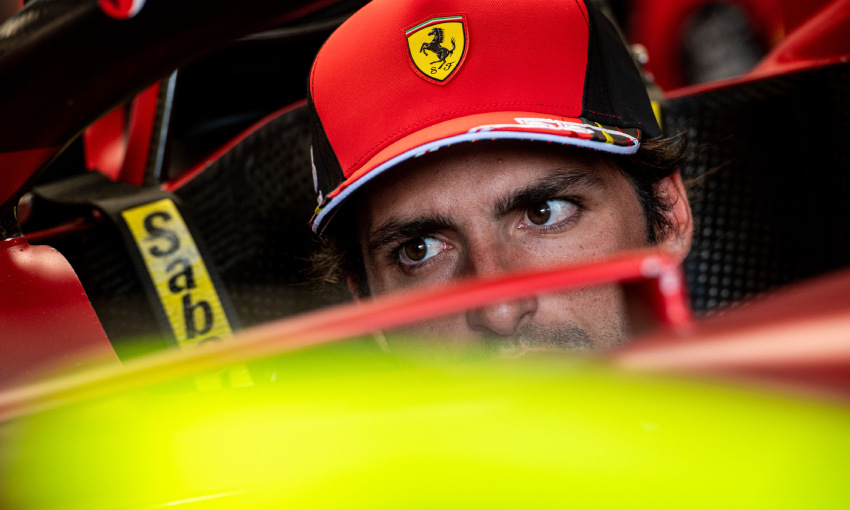 Sainz test Bahrain Ferrari