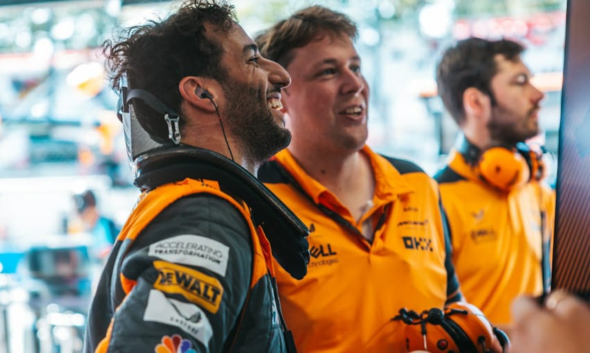 ricciardo mercedes