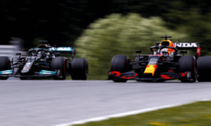 Verstappen-Hamilton-Abu-Dhabi-20