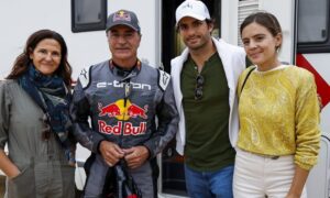 Carlos Sainz, la vittoria in Dakar vista dagli occhi del figlio