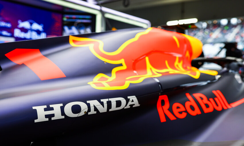 Honda e Red Bull