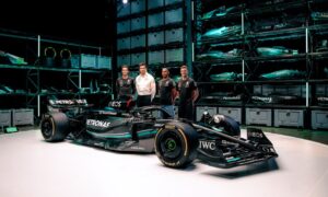 Mercedes: presentata la nuova W14
