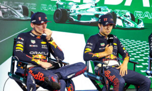 Verstappen e Perez