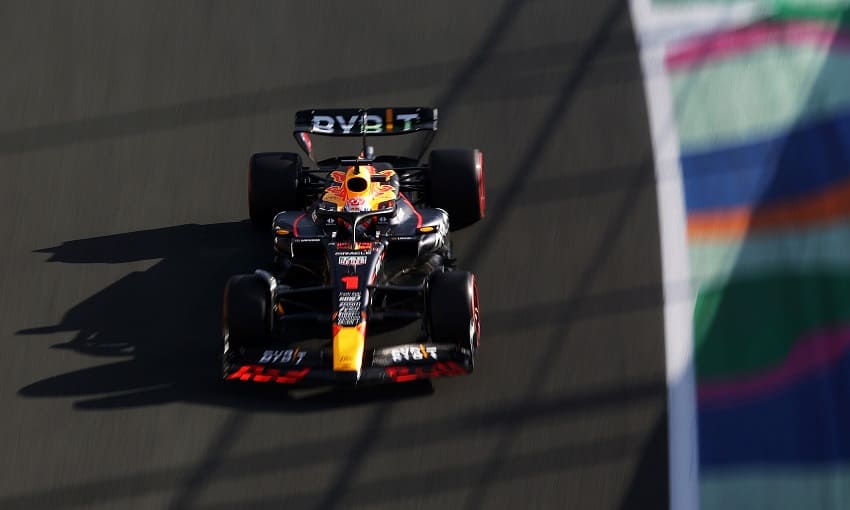 GP Arabia Saudita, qualifiche: flop Verstappen, Perez in pole