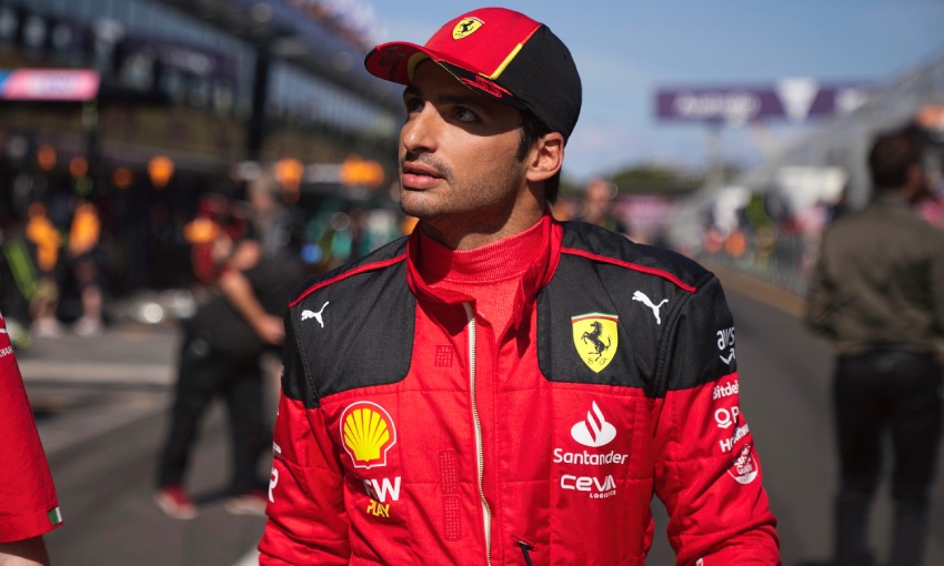 Ferrari, avanzato il reclamo sulla penalità a Sainz