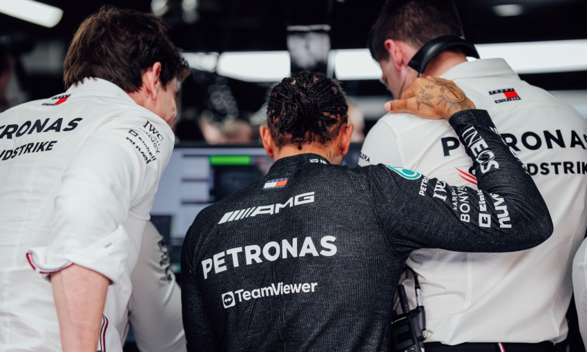 Mercedes, Hamilton sul rinnovo: "È tutto pronto"