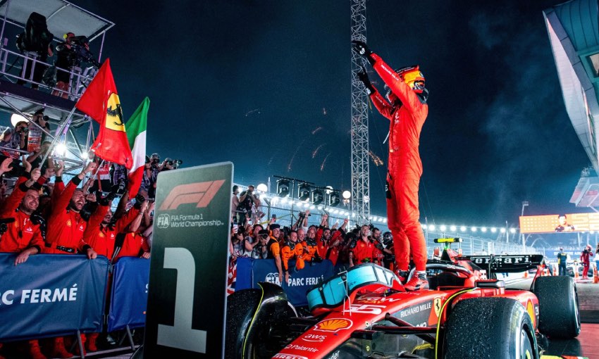 GP Singapore, pagelle: Carlos, la scena è tutta tua