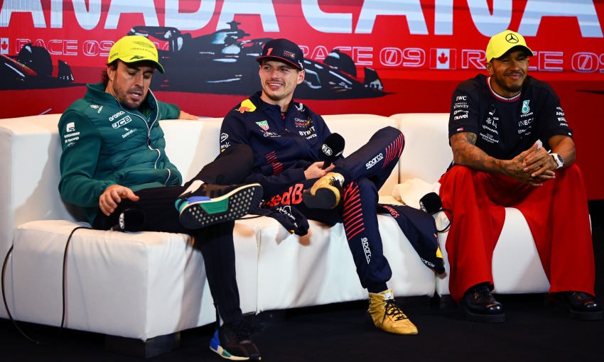 Jordan sullo sfidante di Max: "Alonso e Hamilton? Vecchi"