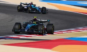 Mercedes FP2 Bahrain