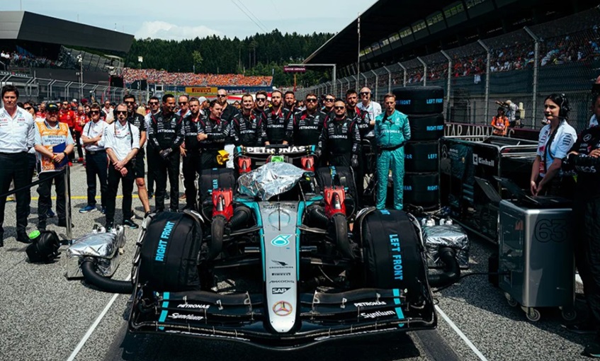 Mercedes-W15