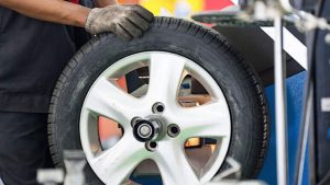 Cambio pneumatici - fonte_ANSA - f1world.it