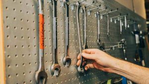 Il caso delle officine illegali
