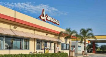 Vacanze di Natale Autogrill, sosta sì ma sonnellino no: è espressamente proibito | Scatta la ‘violazione di domicilio’