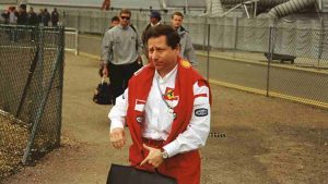 jean-todt-ingegnere-ferrari-wikimedia.org-f1world.it