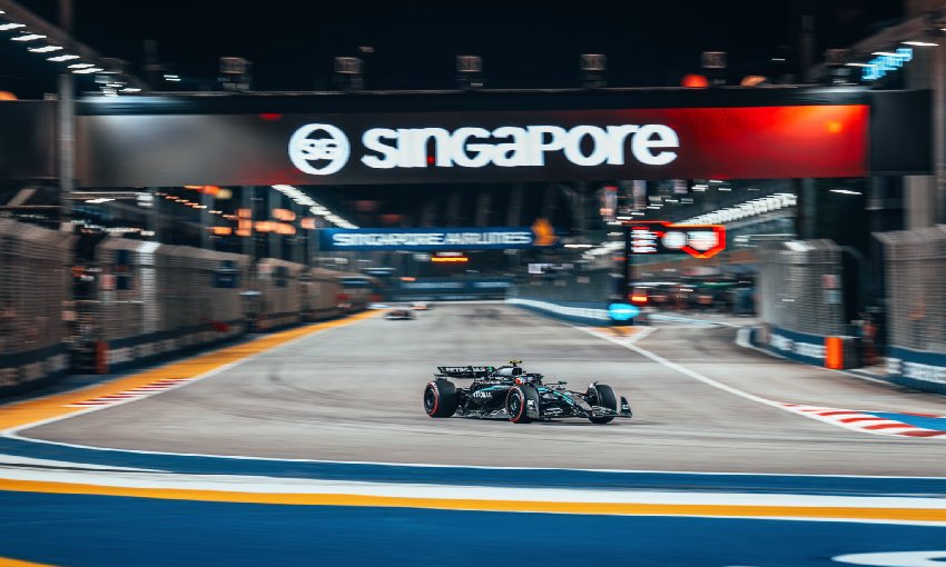 Pole Russell GP Singapore