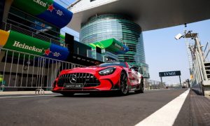 Mercedes-Safety-Medical-car