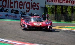 Ferrari pole Imola Giovinazzi